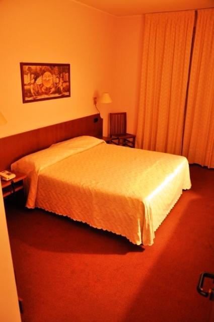 Albergo Ponte Vecchio Cernobbio Pokój zdjęcie